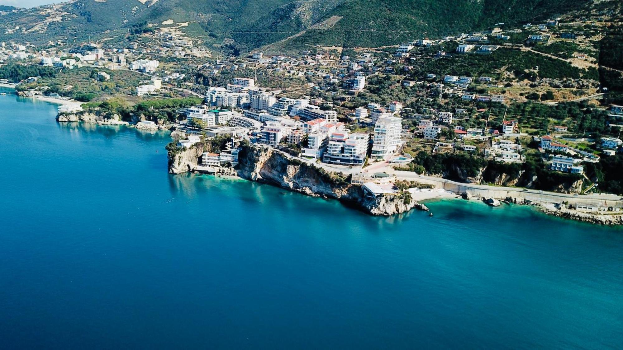 Diora'S Hotel And Apartments Vlorë Eksteriør bilde